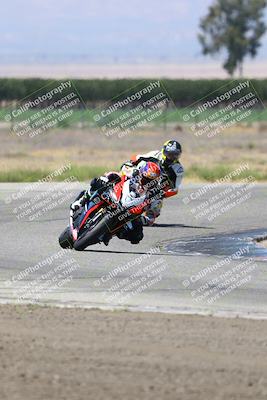 media/May-25-2025-Lets Ride (Sun) [[0ff033e448]]/A Group/11am (Grapevine)/